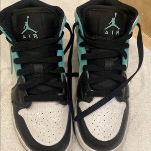 Kids Shoes - Black and Green